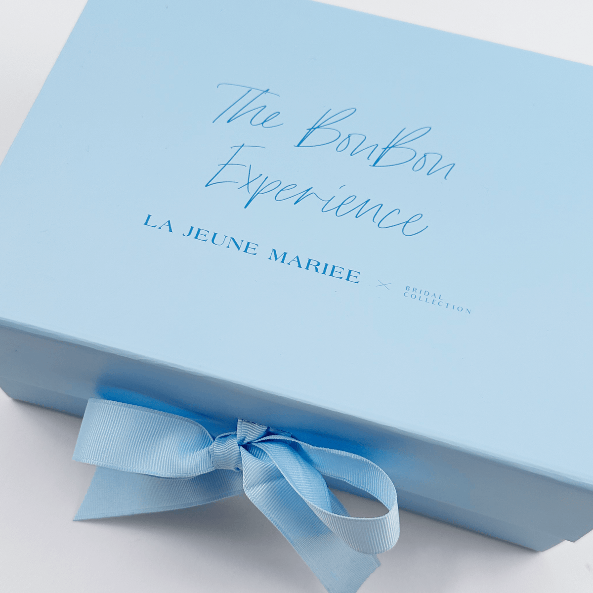 Powder Blue A5 Magnetic Gift Boxes With Changeable Ribbon